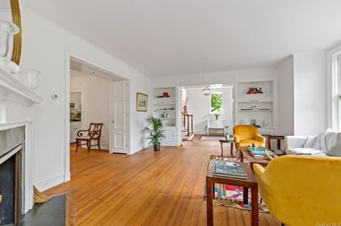 365 Elm Rd, Briarcliff NY  10510-2207 exterior