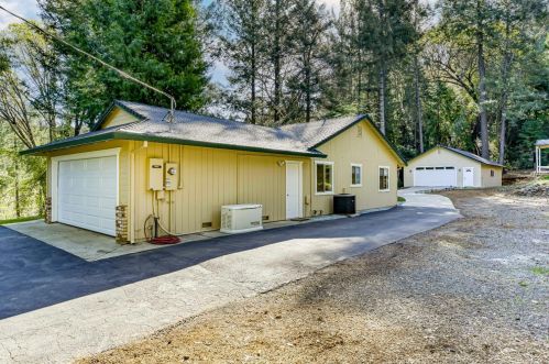 5257 Cold Springs Dr, Michigan Bluff CA  95631-9740 exterior