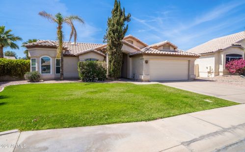 222 Sycamore Pl, Chandler, AZ 85224-6402