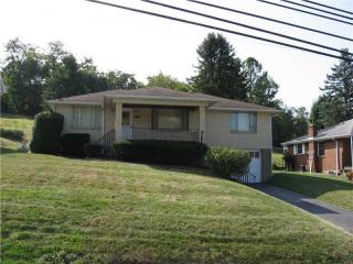 110 Broadlawn Dr, Elizabeth, PA 15037-2045
