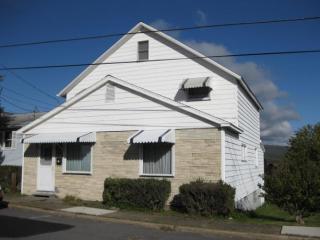 3630 Lawrence Ave, Scranton PA  18507-1732 exterior