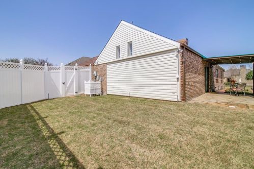 430 Country Side Ln, Richardson TX  75081-5530 exterior