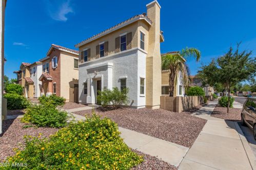 526 Citrus Ln, Gilbert, AZ 85234-7830