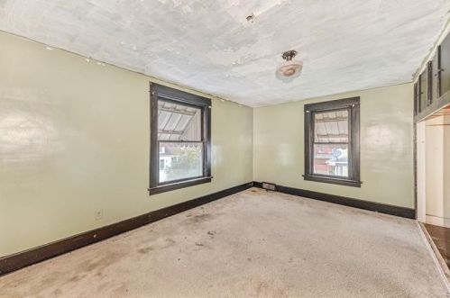 328 11th Ave, New Brighton PA  15066-1439 exterior