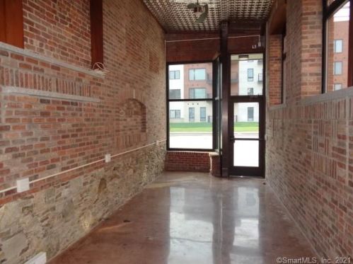 547 Bank St, United States Coast Guard Ac CT  06320-5035 exterior