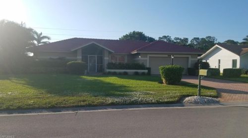 1170 Foxfire Ln, Naples, FL 34104-4977