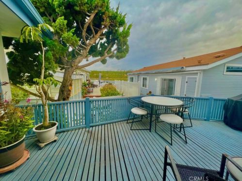 8 Saratoga, Newport Beach, CA 92660-6152
