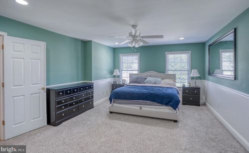 411 Mannering Dr, Dover DE  19901-5409 exterior