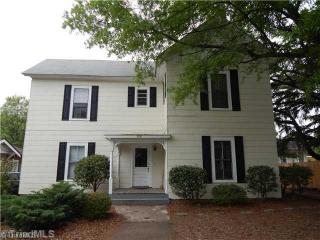 802 Eugene St, Greensboro, NC 27401-6014