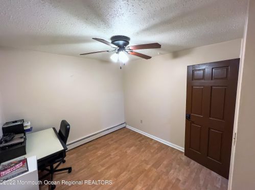 475 Toms River Rd, Jackson Twp NJ  08527-3722 exterior