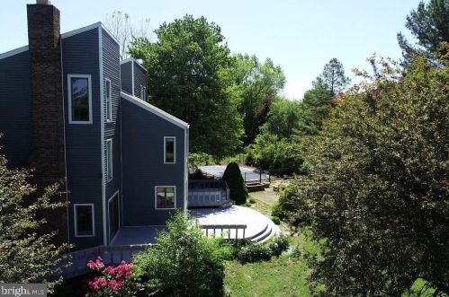 1350 Stillhouse Ln, Etters, PA 17319-9727