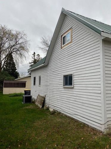 15971 4th St, Lco Commercial Cent WI  54843-6118 exterior