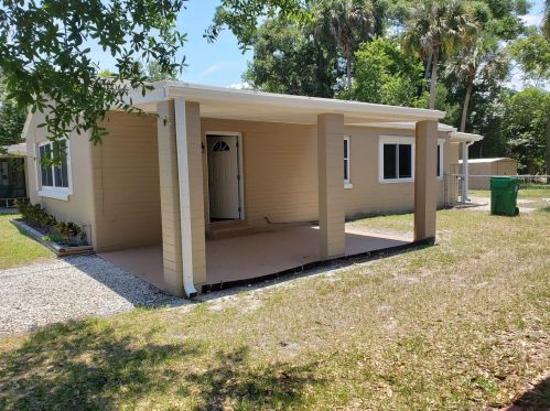 1512 Moravia Ave, Daytona Beach, FL 32117-2216