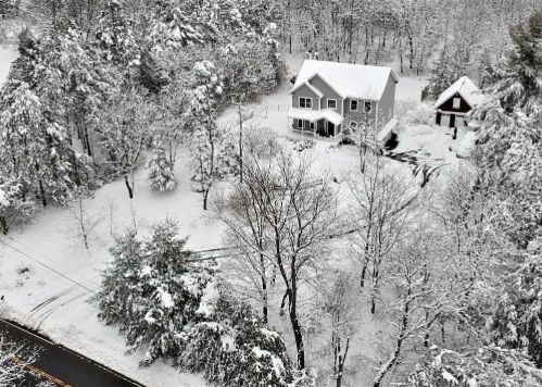 294 Freedom Rd, Pleasant Valley, NY 12569-5437