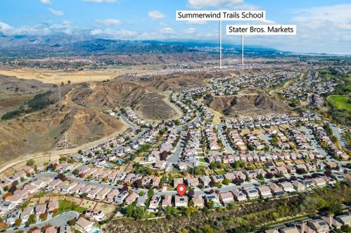 34407 Devlin Dr, Beaumont CA  92223-7436 exterior