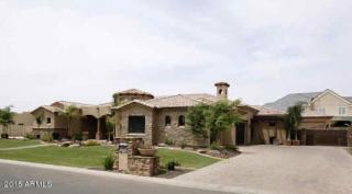 3042 Robin Ln, Gilbert, AZ 85296-9427