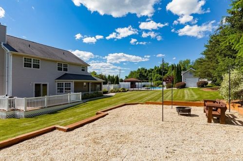 118 Gabriels Path, Poughquag NY  12570-5147 exterior