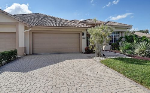 8809 Shoal Creek Ln, Boynton Beach, FL 33472-2506