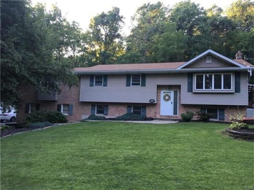 3227 Spring Valley Rd, Slatington, PA 18080-3221