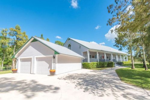 16887 Burns Dr, Town Of Loxahatchee Groves, FL 33470-4170