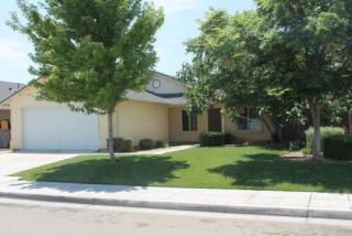 2350 Sabre Ave, Fresno, CA 93727-8842