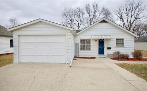 432 9th St, Adel, IA 50003-1101