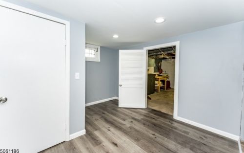 524 Laurel Ave, Roselle Park NJ  07204-1542 exterior