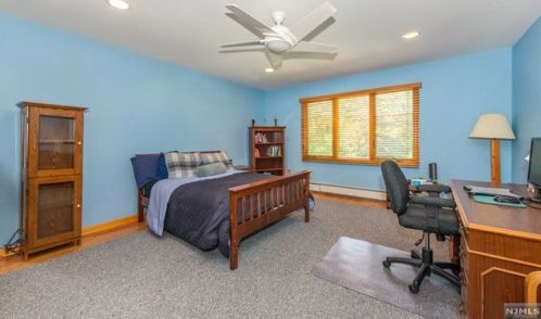 902 Briarwoods Rd, Franklin Lakes NJ  07417-1106 exterior