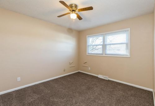 102 Lexington Dr, Dyer IN  46311-1316 exterior