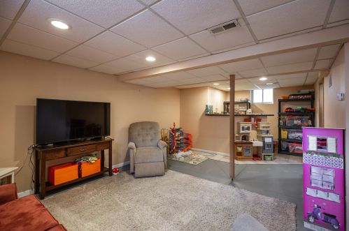 3249 Mckinley Blvd, Milwaukee WI 53208-2959 exterior