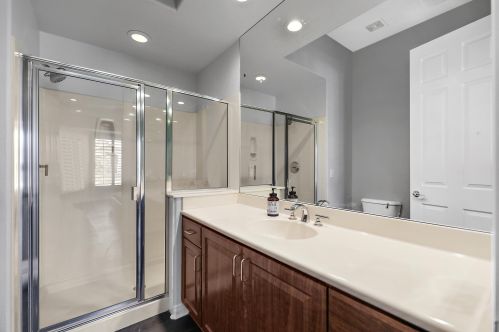 5 Curie Ct, Rancho Mirage CA  92270-2713 exterior