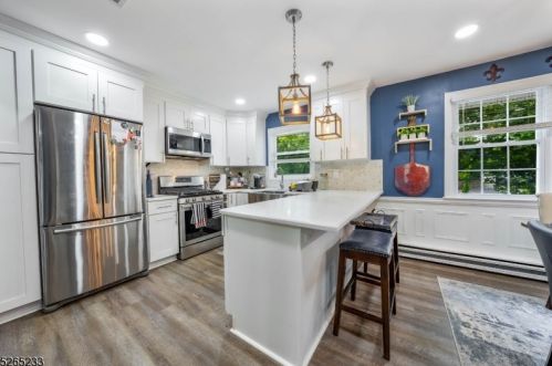 275 Grant St, Berkeley Heights NJ  07922-1142 exterior