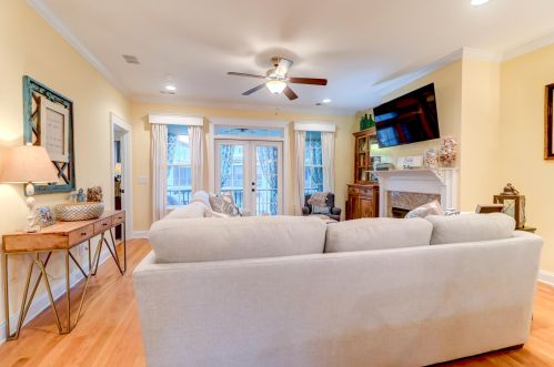 116 Slipper Shell Ct, Mount Pleasant SC  29464-6724 exterior