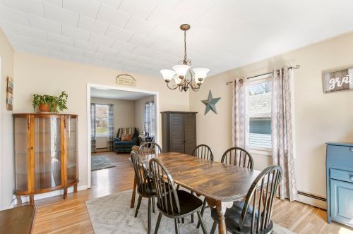 72 1st St, Northumberland NH  03582-4168 exterior