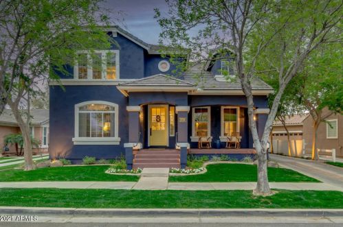 2719 James St, Gilbert, AZ 85296-8983
