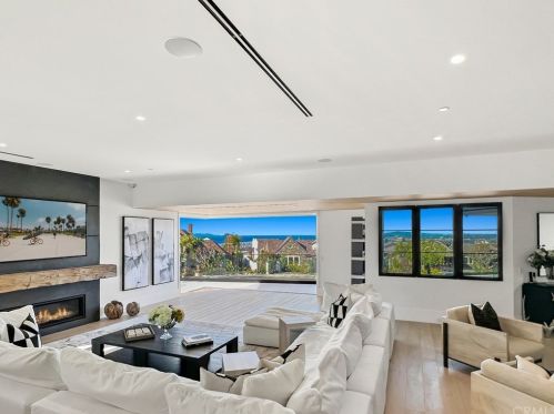 4 San Sebastian, Newport Beach, CA 92660-6828