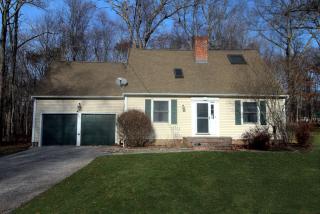 860 Birchwood Dr, Orange, CT 06477-1304