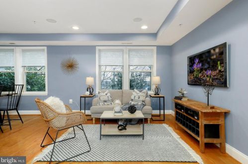 617 Jefferson St, Washington, DC 20011-7727