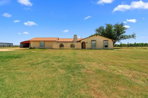 2440 Drain Dr, St Paul, TX 75098-7868