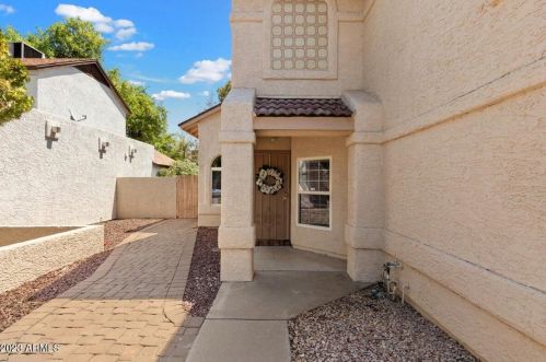 1609 Calle Cir, Chandler, AZ 85224-8900