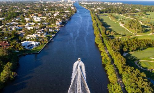 828 Kokomo Key Ln, Delray Beach FL  33483-6027 exterior