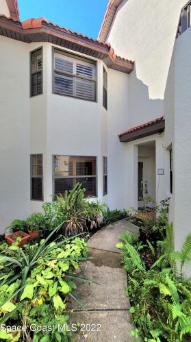2577 Sykes Creek Dr, Merritt Island FL  32953-2921 exterior