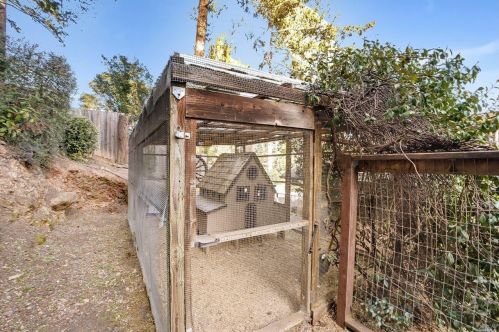 2387 Los Olivos Rd, Santa Rosa CA 95404-2015 exterior