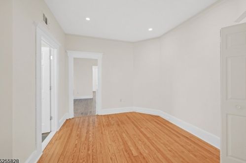 123 Morris St, Morristown NJ  07960-9428 exterior
