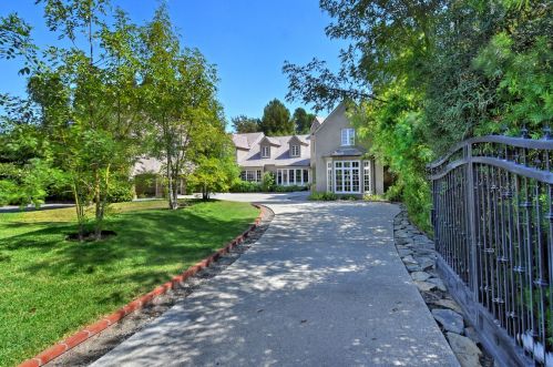 4430 Haskell Ave, Van Nuys CA  91436-3111 exterior