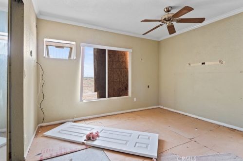 5041 Avenue, Lancaster CA  93534-7428 exterior