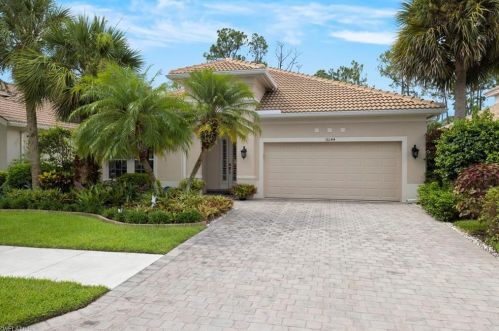 16144 Parque Ln, Naples, FL 34110-2816
