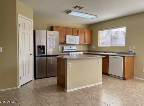 2844 Augusta Ave, Chandler AZ  85249-4900 exterior