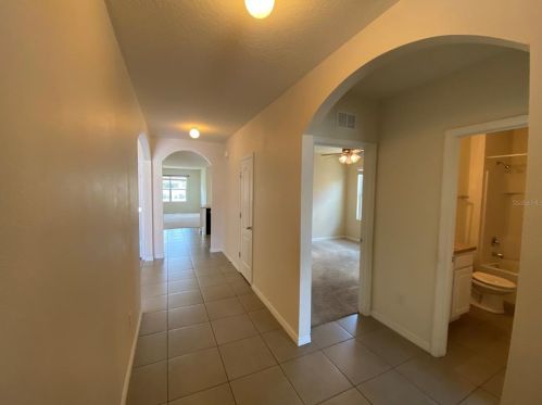 5158 Michelle St, Winter Haven, FL 33881-4379