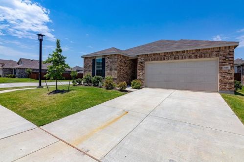 928 Rivers Creek Ln, Oak Point TX  75068 exterior